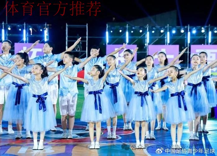 第25届“贝贝杯”开赛,足球少年逐梦张家港 第25届“贝贝杯”开赛,足球少年逐梦张家港